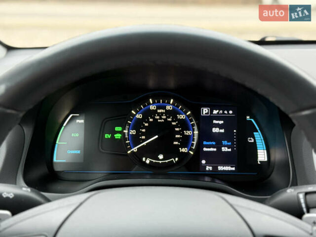 Сірий Хендай Ioniq, об'ємом двигуна 1.6 л та пробігом 88 тис. км за 14899 $, фото 17 на Automoto.ua