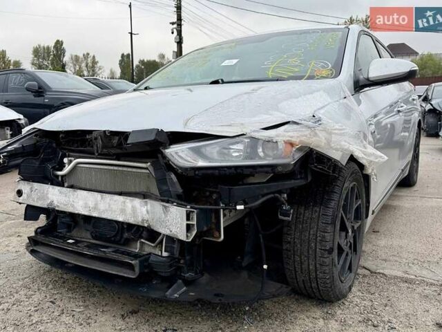 Сірий Хендай Ioniq, об'ємом двигуна 0 л та пробігом 125 тис. км за 6700 $, фото 1 на Automoto.ua