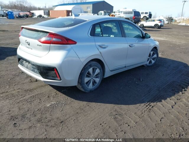 Серый Хендай Ioniq, объемом двигателя 1.6 л и пробегом 137 тыс. км за 9900 $, фото 5 на Automoto.ua