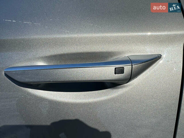 Сірий Хендай Ioniq, об'ємом двигуна 0 л та пробігом 110 тис. км за 14300 $, фото 26 на Automoto.ua