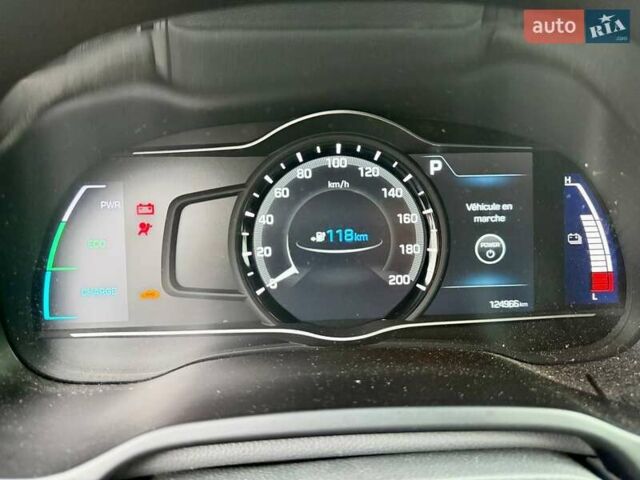 Сірий Хендай Ioniq, об'ємом двигуна 0 л та пробігом 125 тис. км за 6700 $, фото 25 на Automoto.ua
