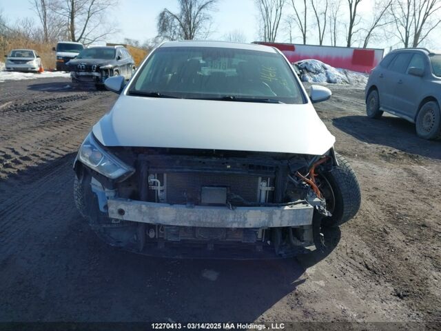 Серый Хендай Ioniq, объемом двигателя 1.6 л и пробегом 137 тыс. км за 9900 $, фото 1 на Automoto.ua