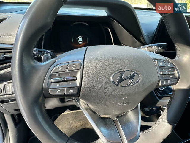 Сірий Хендай Ioniq, об'ємом двигуна 0 л та пробігом 110 тис. км за 14300 $, фото 30 на Automoto.ua
