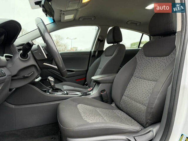 Сірий Хендай Ioniq, об'ємом двигуна 1.6 л та пробігом 88 тис. км за 14899 $, фото 14 на Automoto.ua