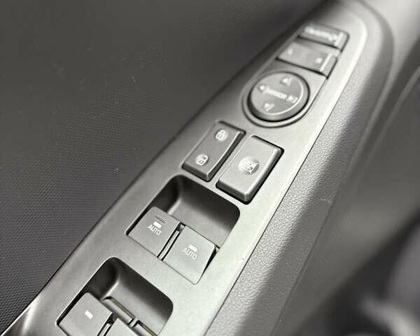 Серый Хендай Ioniq, объемом двигателя 0 л и пробегом 125 тыс. км за 14999 $, фото 38 на Automoto.ua