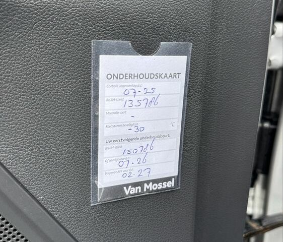 Сірий Хендай Ioniq, об'ємом двигуна 0 л та пробігом 143 тис. км за 12999 $, фото 11 на Automoto.ua