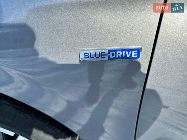 Сірий Хендай Ioniq, об'ємом двигуна 0 л та пробігом 110 тис. км за 14300 $, фото 25 на Automoto.ua