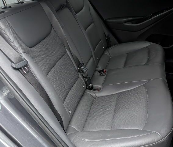 Сірий Хендай Ioniq, об'ємом двигуна 0 л та пробігом 53 тис. км за 15000 $, фото 8 на Automoto.ua