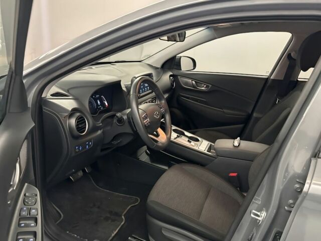 Серый Хендай Ioniq, объемом двигателя 0 л и пробегом 39 тыс. км за 16700 $, фото 4 на Automoto.ua