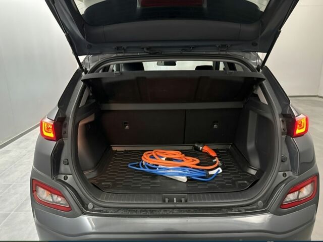 Серый Хендай Ioniq, объемом двигателя 0 л и пробегом 48 тыс. км за 22500 $, фото 7 на Automoto.ua