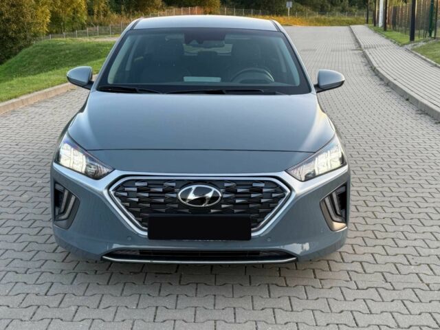 Сірий Хендай Ioniq, об'ємом двигуна 0 л та пробігом 26 тис. км за 6500 $, фото 1 на Automoto.ua