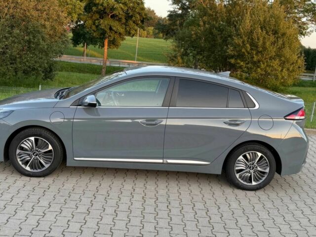 Сірий Хендай Ioniq, об'ємом двигуна 0 л та пробігом 26 тис. км за 6500 $, фото 3 на Automoto.ua