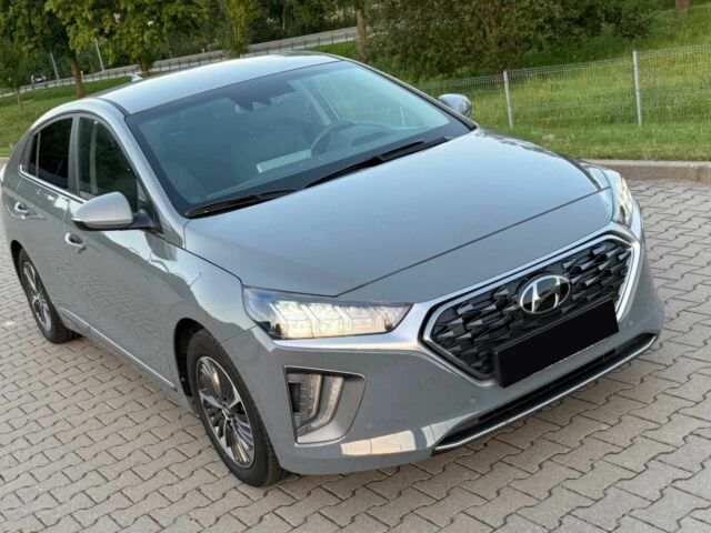Сірий Хендай Ioniq, об'ємом двигуна 0 л та пробігом 26 тис. км за 6500 $, фото 2 на Automoto.ua