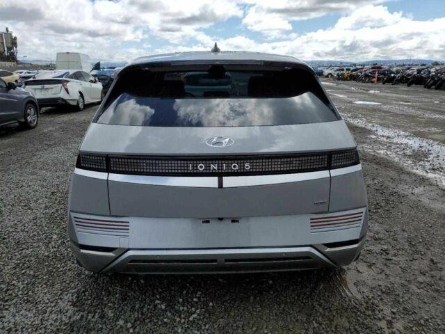 Сірий Хендай Ioniq, об'ємом двигуна 0 л та пробігом 8 тис. км за 14100 $, фото 5 на Automoto.ua