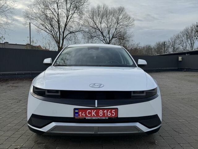 Сірий Хендай Ioniq, об'ємом двигуна 0 л та пробігом 17 тис. км за 24500 $, фото 1 на Automoto.ua