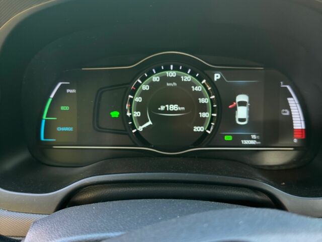 Серый Хендай Ioniq, объемом двигателя 0 л и пробегом 132 тыс. км за 13000 $, фото 11 на Automoto.ua