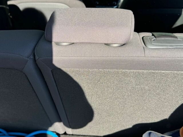 Серый Хендай Ioniq, объемом двигателя 0 л и пробегом 132 тыс. км за 13000 $, фото 2 на Automoto.ua