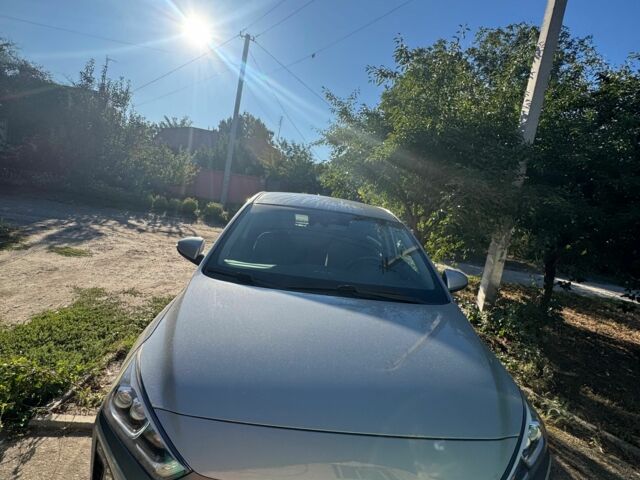 Серый Хендай Ioniq, объемом двигателя 0 л и пробегом 132 тыс. км за 13000 $, фото 1 на Automoto.ua