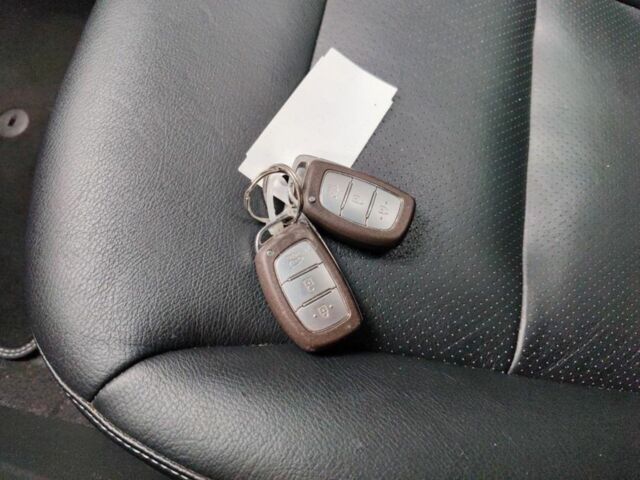 Серый Хендай Ioniq, объемом двигателя 0 л и пробегом 142 тыс. км за 12999 $, фото 8 на Automoto.ua