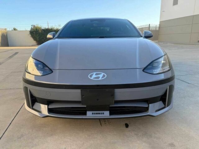 Серый Хендай Ioniq, объемом двигателя 0 л и пробегом 20 тыс. км за 19800 $, фото 1 на Automoto.ua