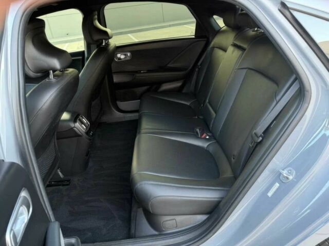 Серый Хендай Ioniq, объемом двигателя 0 л и пробегом 20 тыс. км за 19800 $, фото 11 на Automoto.ua