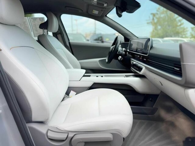 Серый Хендай Ioniq, объемом двигателя 0 л и пробегом 21 тыс. км за 12500 $, фото 7 на Automoto.ua