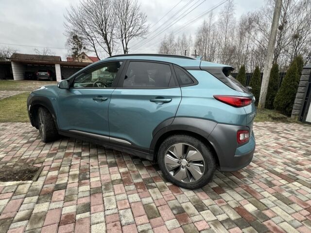 Серый Хендай Ioniq, объемом двигателя 1 л и пробегом 132 тыс. км за 16700 $, фото 1 на Automoto.ua