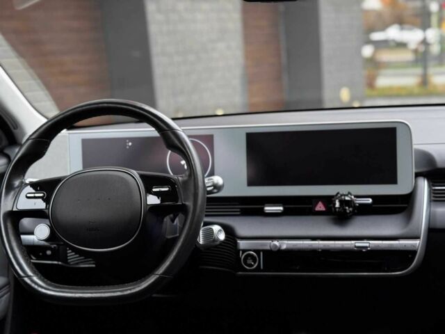 Серый Хендай Ioniq, объемом двигателя 0 л и пробегом 43 тыс. км за 28900 $, фото 16 на Automoto.ua