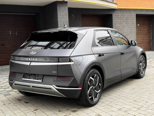 Серый Хендай Ioniq, объемом двигателя 0 л и пробегом 43 тыс. км за 28900 $, фото 5 на Automoto.ua