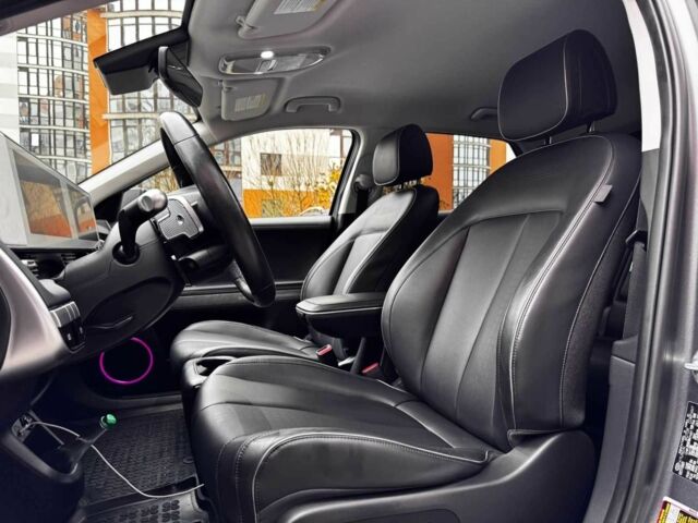 Серый Хендай Ioniq, объемом двигателя 0 л и пробегом 43 тыс. км за 28900 $, фото 10 на Automoto.ua