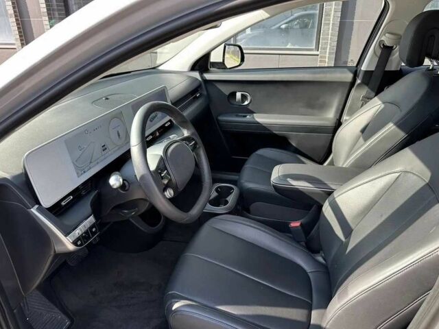 Серый Хендай Ioniq, объемом двигателя 0 л и пробегом 23 тыс. км за 15500 $, фото 8 на Automoto.ua