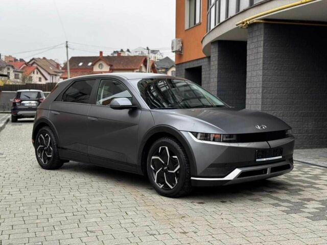 Серый Хендай Ioniq, объемом двигателя 0 л и пробегом 43 тыс. км за 28900 $, фото 1 на Automoto.ua
