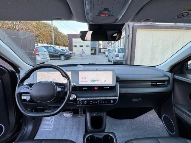 Сірий Хендай Ioniq, об'ємом двигуна 0 л та пробігом 106 тис. км за 26800 $, фото 6 на Automoto.ua