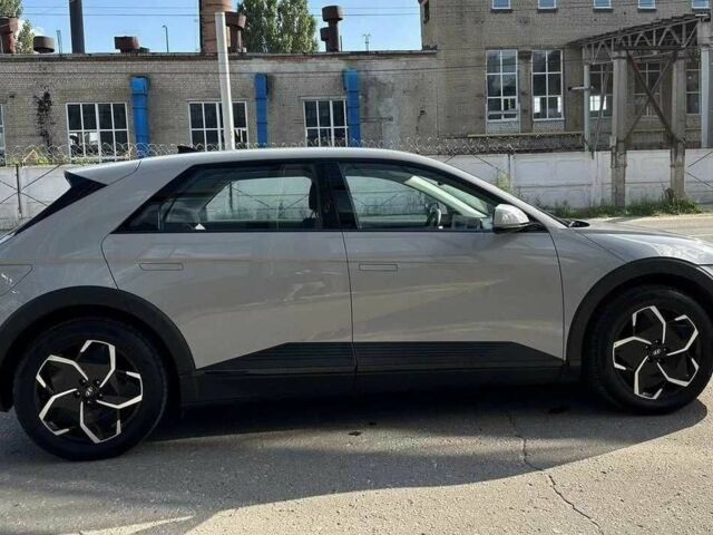 Серый Хендай Ioniq, объемом двигателя 0 л и пробегом 23 тыс. км за 15500 $, фото 6 на Automoto.ua