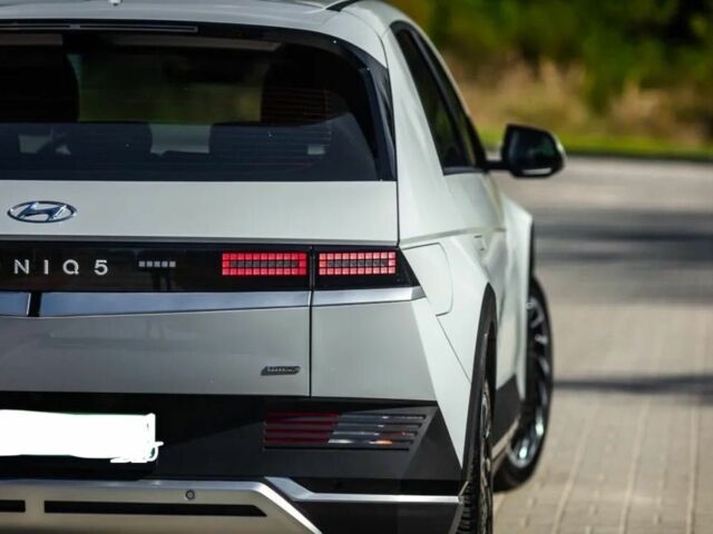 Серый Хендай Ioniq, объемом двигателя 0 л и пробегом 56 тыс. км за 15500 $, фото 6 на Automoto.ua