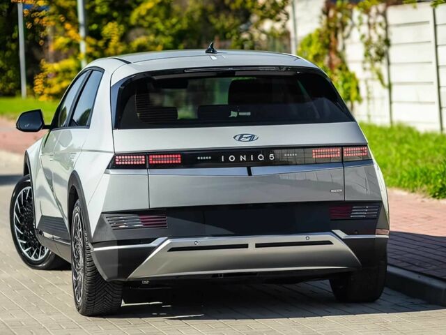 Серый Хендай Ioniq, объемом двигателя 0 л и пробегом 26 тыс. км за 14000 $, фото 3 на Automoto.ua