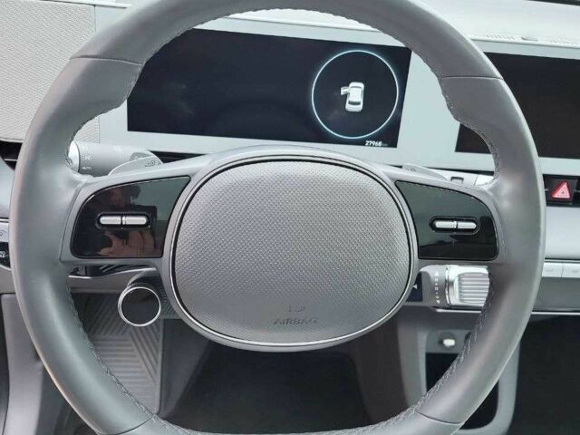 Серый Хендай Ioniq, объемом двигателя 0 л и пробегом 31 тыс. км за 27500 $, фото 19 на Automoto.ua