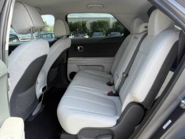 Серый Хендай Ioniq, объемом двигателя 0 л и пробегом 14 тыс. км за 15400 $, фото 10 на Automoto.ua