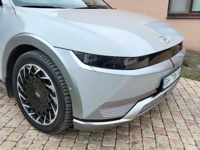 Серый Хендай Ioniq, объемом двигателя 0 л и пробегом 31 тыс. км за 27500 $, фото 9 на Automoto.ua