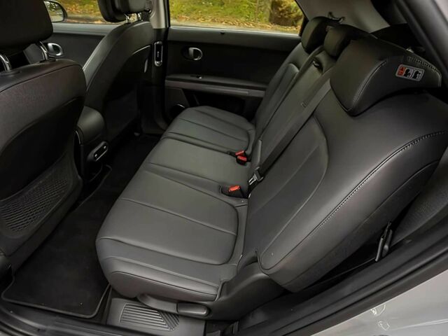 Серый Хендай Ioniq, объемом двигателя 0 л и пробегом 26 тыс. км за 14000 $, фото 9 на Automoto.ua