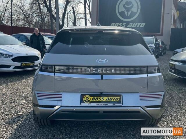 Серый Хендай Ioniq, объемом двигателя 77 л и пробегом 13 тыс. км за 31000 $, фото 4 на Automoto.ua