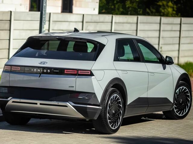 Серый Хендай Ioniq, объемом двигателя 0 л и пробегом 26 тыс. км за 14000 $, фото 2 на Automoto.ua