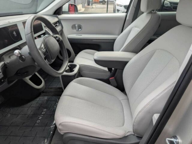 Серый Хендай Ioniq, объемом двигателя 0 л и пробегом 18 тыс. км за 8800 $, фото 8 на Automoto.ua