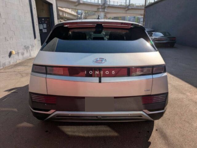 Серый Хендай Ioniq, объемом двигателя 0 л и пробегом 14 тыс. км за 8000 $, фото 5 на Automoto.ua