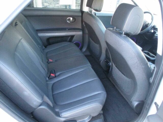 Серый Хендай Ioniq, объемом двигателя 0 л и пробегом 23 тыс. км за 15500 $, фото 8 на Automoto.ua