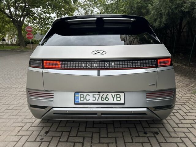 Сірий Хендай Ioniq, об'ємом двигуна 0 л та пробігом 28 тис. км за 31500 $, фото 6 на Automoto.ua