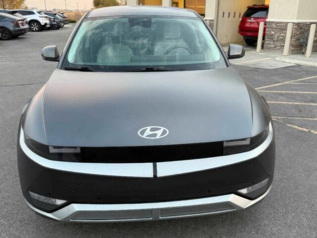 Серый Хендай Ioniq, объемом двигателя 0 л и пробегом 11 тыс. км за 19400 $, фото 1 на Automoto.ua