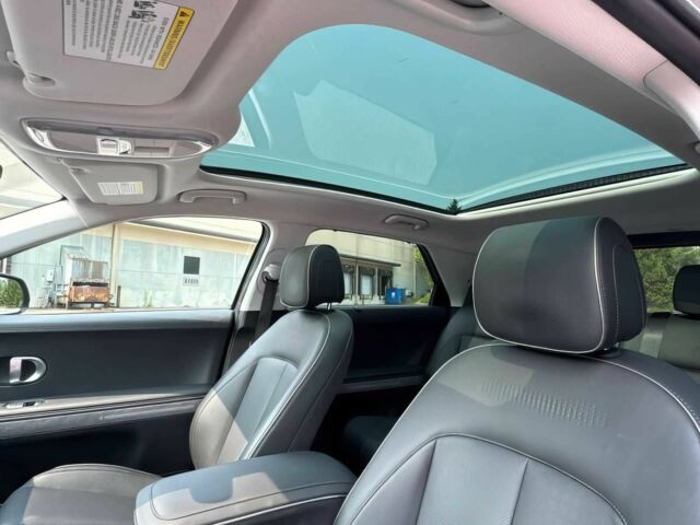 Серый Хендай Ioniq, объемом двигателя 0 л и пробегом 21 тыс. км за 15500 $, фото 10 на Automoto.ua