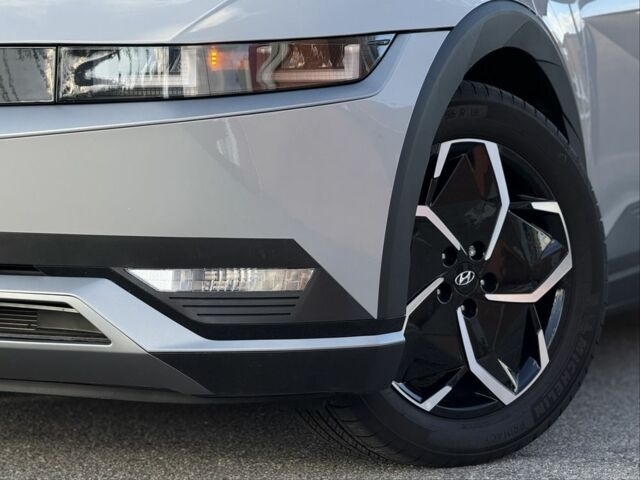 Серый Хендай Ioniq, объемом двигателя 0 л и пробегом 2 тыс. км за 26900 $, фото 1 на Automoto.ua