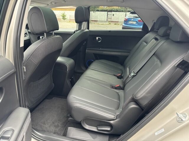 Сірий Хендай Ioniq, об'ємом двигуна 0 л та пробігом 28 тис. км за 31500 $, фото 8 на Automoto.ua